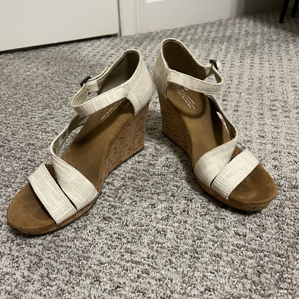 Womens white Wedges
